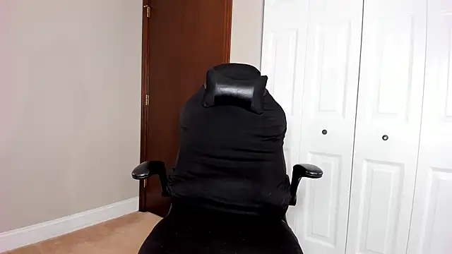 Snapshot of Angel_1997 chatting on February 18, 2025, 8:25 pm Angel 1997 online show from February 18, 2025, 8:25 pm