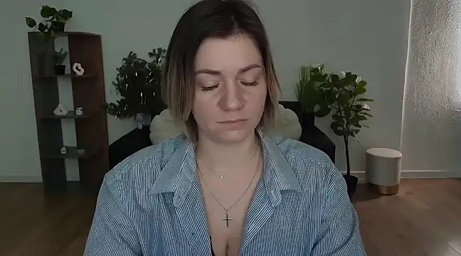 MariaSttone online show from January 29, 2025, 1:07 pm