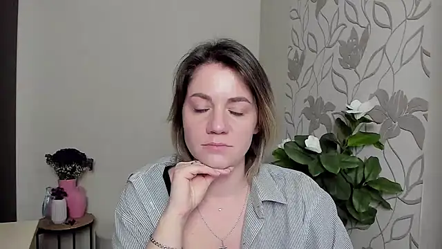 MariaSttone online show from March 7, 2025, 2:34 pm