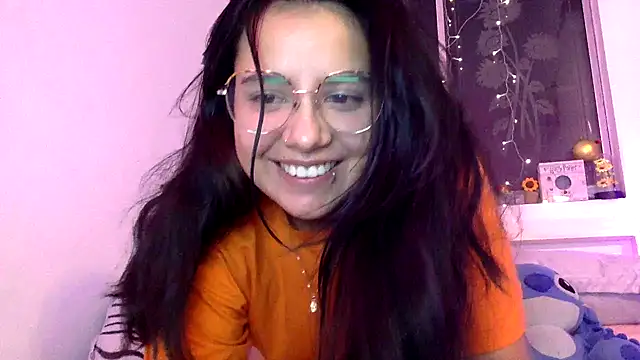 Snapshot of Mariasool chatting on December 18, 2024, 8:20 am Mariasool online show from December 18, 2024, 8:20 am