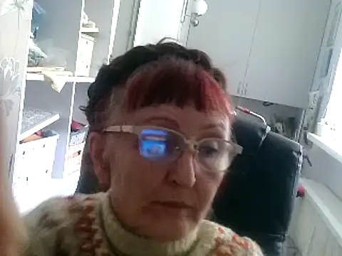 Snapshot of TanyaSweet634 chatting on December 2, 2024, 9:13 am TanyaSweet634 online show from December 2, 2024, 9:13 am