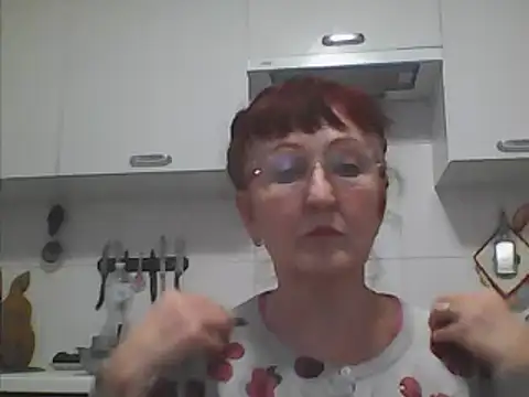 Snapshot of TanyaSweet634 chatting on December 25, 2024, 12:47 pm TanyaSweet634 online show from December 25, 2024, 12:47 pm