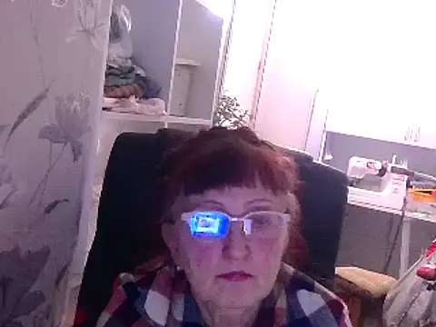 Snapshot of TanyaSweet634 chatting on February 19, 2025, 5:49 pm TanyaSweet634 online show from February 19, 2025, 5:49 pm