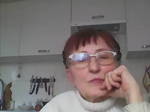 Snapshot of TanyaSweet634 chatting on March 5, 2025, 1:06 pm TanyaSweet634 online show from March 5, 2025, 1:06 pm