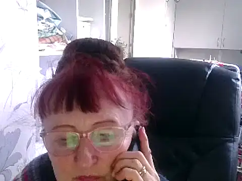 Snapshot of TanyaSweet634 chatting on March 17, 2025, 3:29 pm TanyaSweet634 online show from March 17, 2025, 3:29 pm