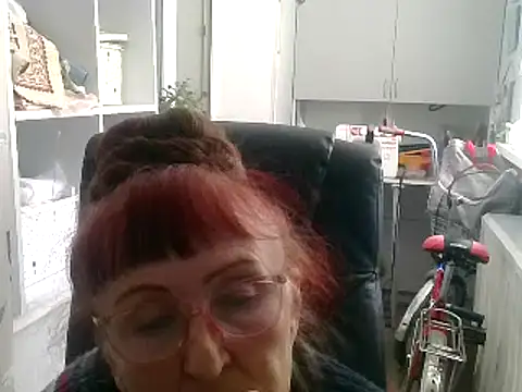 Snapshot of TanyaSweet634 chatting on March 23, 2025, 7:53 am TanyaSweet634 online show from March 23, 2025, 7:53 am