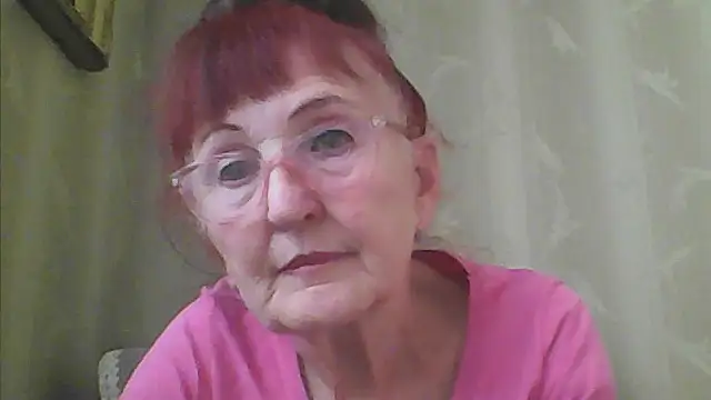 Snapshot of TanyaSweet634 chatting on September 25, 2025, 5:55 am TanyaSweet634 online show from September 25, 2025, 5:55 am