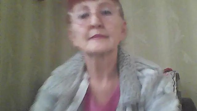 Snapshot of TanyaSweet634 chatting on September 29, 2025, 5:34 am TanyaSweet634 online show from September 29, 2025, 5:34 am
