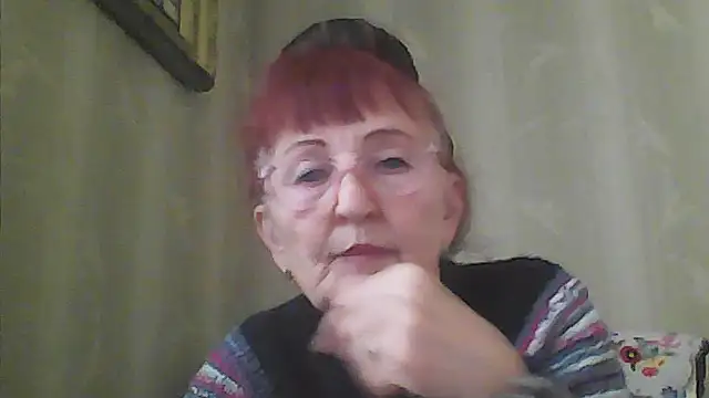 Snapshot of TanyaSweet634 chatting on October 7, 2025, 6:21 am TanyaSweet634 online show from October 7, 2025, 6:21 am