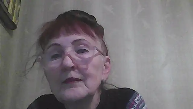 Snapshot of TanyaSweet634 chatting on October 10, 2025, 6:12 am TanyaSweet634 online show from October 10, 2025, 6:12 am