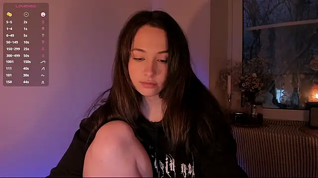 Snapshot of MonicaRocket chatting on December 17, 2024, 1:38 pm MonicaRocket online show from December 17, 2024, 1:38 pm
