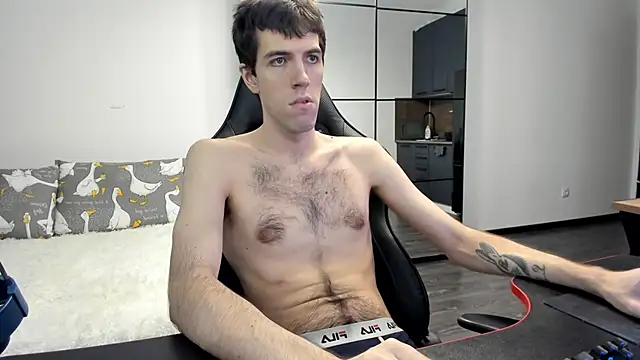 Snapshot of White_Dylan chatting on November 19, 2025, 6:24 am White Dylan online show from November 19, 2025, 6:24 am