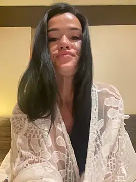 English-Chloe96 online show from November 16, 2025, 4:51 am