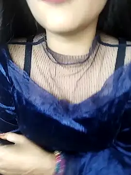 Snapshot of karishma chatting on December 31, 2024, 3:53 pm karishma online show from December 31, 2024, 3:53 pm