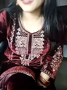 Snapshot of karishma chatting on January 1, 2025, 9:31 pm karishma online show from January 1, 2025, 9:31 pm