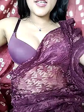 Snapshot of karishma chatting on January 7, 2025, 4:59 pm karishma online show from January 7, 2025, 4:59 pm