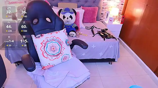 italy   boobs online show from November 21, 2025, 12:37 pm