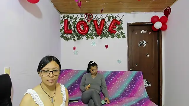 Luna Star Sl online show from February 28, 2025, 12:42 pm