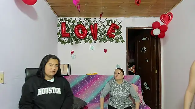 Luna Star Sl online show from March 6, 2025, 12:19 pm