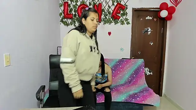 Luna Star Sl online show from March 7, 2025, 12:12 pm