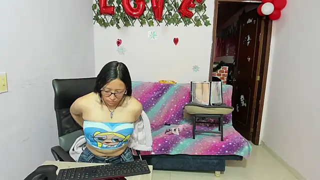 Luna Star Sl online show from March 12, 2025, 12:36 pm