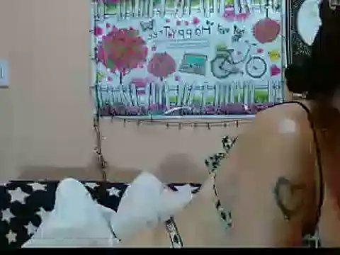 Snapshot of Rosy_sexxx chatting on January 3, 2025, 8:01 pm Rosy sexxx online show from January 3, 2025, 8:01 pm