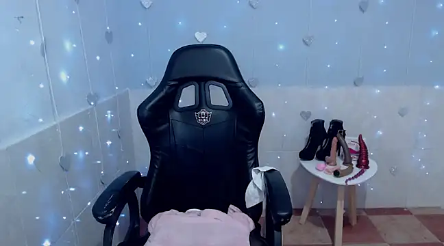 Snapshot of kiara_scottt chatting on February 1, 2025, 5:07 am kiara scottt online show from February 1, 2025, 5:07 am