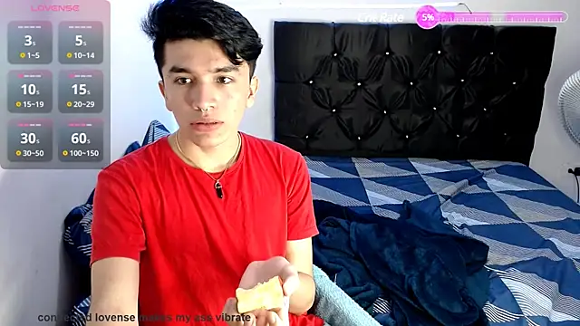 Snapshot of benji_hoter chatting on January 18, 2025, 7:48 pm benji hoter online show from January 18, 2025, 7:48 pm