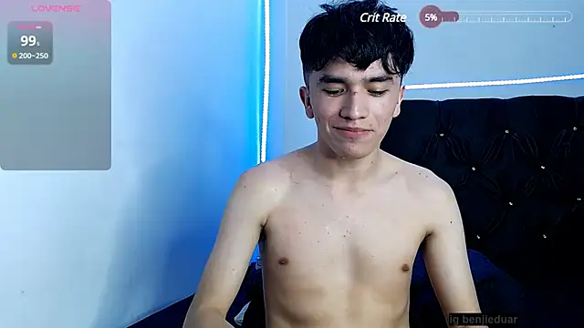 Snapshot of benji_hoter chatting on February 11, 2025, 1:10 am benji hoter online show from February 11, 2025, 1:10 am