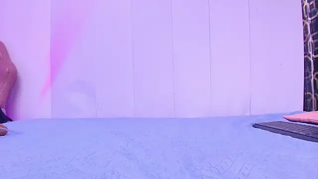 franyelimss online show from October 25, 2025, 7:08 pm