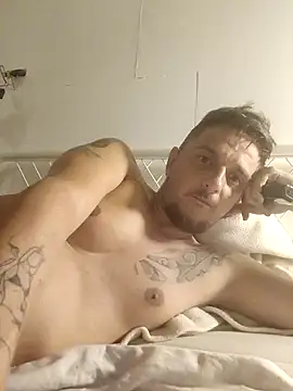 Snapshot of fuego3400 chatting on December 11, 2024, 8:15 am fuego3400 online show from December 11, 2024, 8:15 am