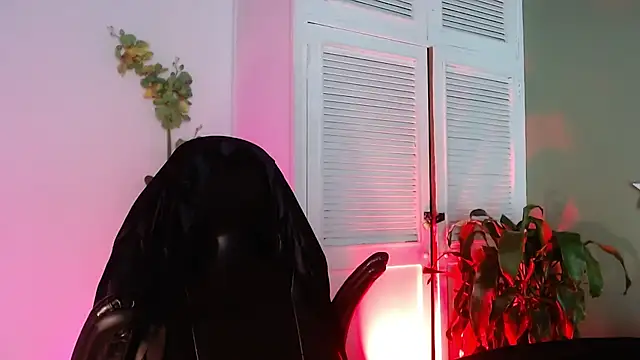 Colby brown03 online show from November 14, 2025, 8:02 am