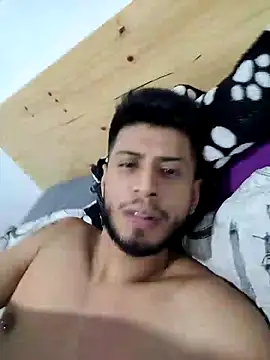 Colby brown03 online show from December 4, 2025, 7:39 am