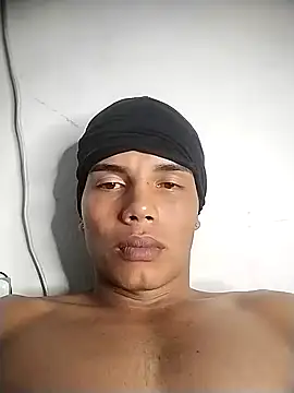 Snapshot of alex_candela chatting on January 31, 2025, 4:48 pm alex candela online show from January 31, 2025, 4:48 pm