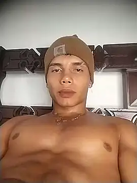 Snapshot of alex_candela chatting on February 16, 2025, 4:09 am alex candela online show from February 16, 2025, 4:09 am