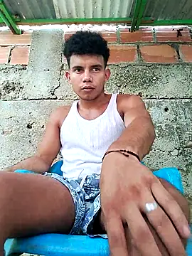 Snapshot of alex_candela chatting on October 27, 2025, 1:48 pm alex candela online show from October 27, 2025, 1:48 pm