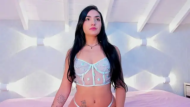 Snapshot of AnnieSofiia chatting on October 27, 2025, 8:13 pm AnnieSofiia online show from October 27, 2025, 8:13 pm