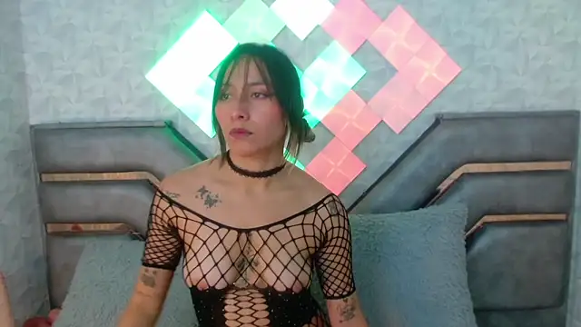 Snapshot of KathyJoycex chatting on November 6, 2025, 11:44 am KathyJoycex online show from November 6, 2025, 11:44 am