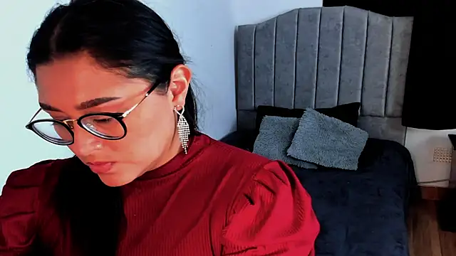 Snapshot of lorymoon chatting on February 18, 2025, 8:58 pm lorymoon online show from February 18, 2025, 8:58 pm