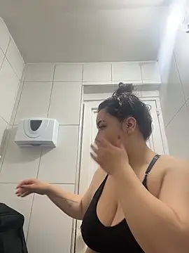 Tatiana O online show from December 4, 2025, 4:05 pm