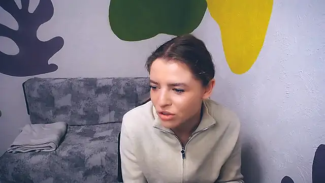 MissOliviaa  online show from December 2, 2025, 7:36 am