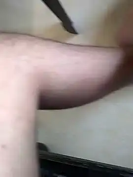 Snapshot of Happyman300 chatting on February 2, 2025, 9:40 am Happyman300 online show from February 2, 2025, 9:40 am