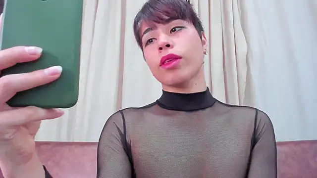 Little michell online show from January 24, 2025, 1:14 pm