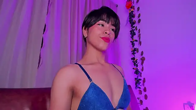 Little michell online show from September 29, 2025, 2:06 am