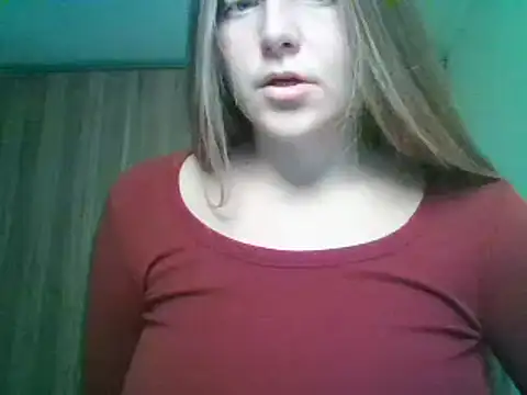 Snapshot of Evasapples chatting on September 19, 2025, 12:28 pm Evasapples online show from September 19, 2025, 12:28 pm