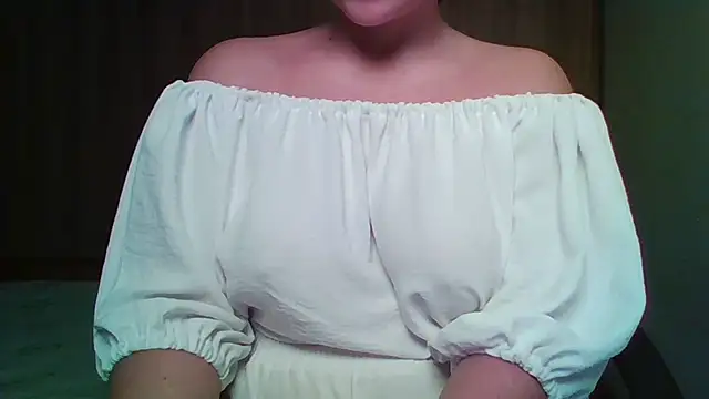 Snapshot of Evasapples chatting on November 8, 2025, 5:56 pm Evasapples online show from November 8, 2025, 5:56 pm