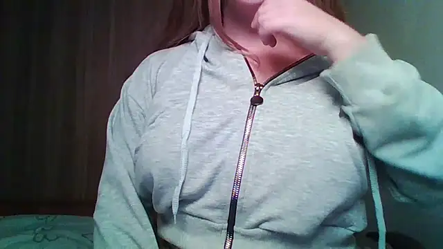 Snapshot of Evasapples chatting on November 20, 2025, 10:53 pm Evasapples online show from November 20, 2025, 10:53 pm