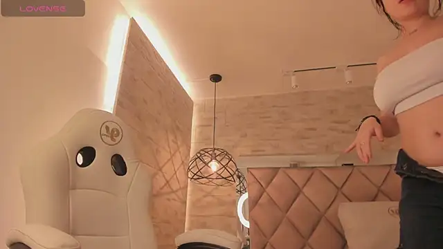 dorothy vegga online show from March 12, 2025, 9:44 am