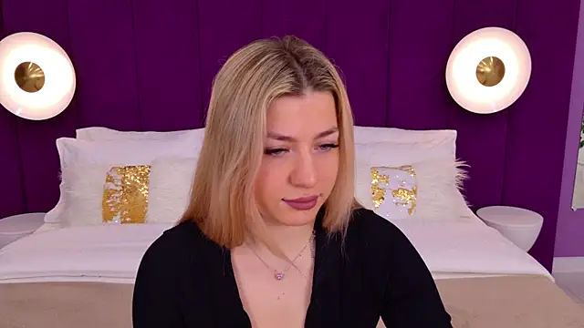 HelenaMorgan online show from March 13, 2025, 3:22 am