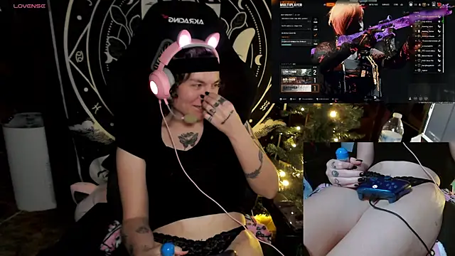 Snapshot of BrandiWRLD_999 chatting on December 19, 2024, 2:23 am BrandiWRLD 999 online show from December 19, 2024, 2:23 am